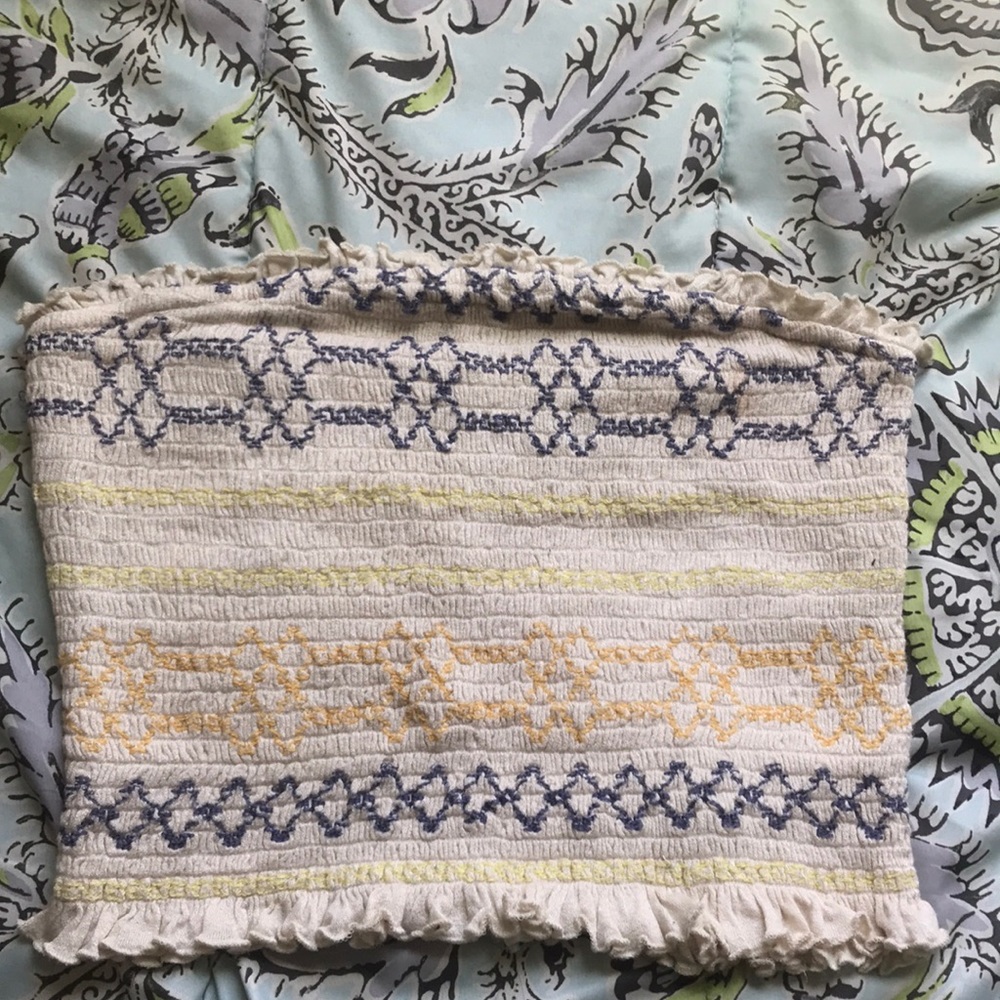 SUPER CUTE tube top urban outfitters size S